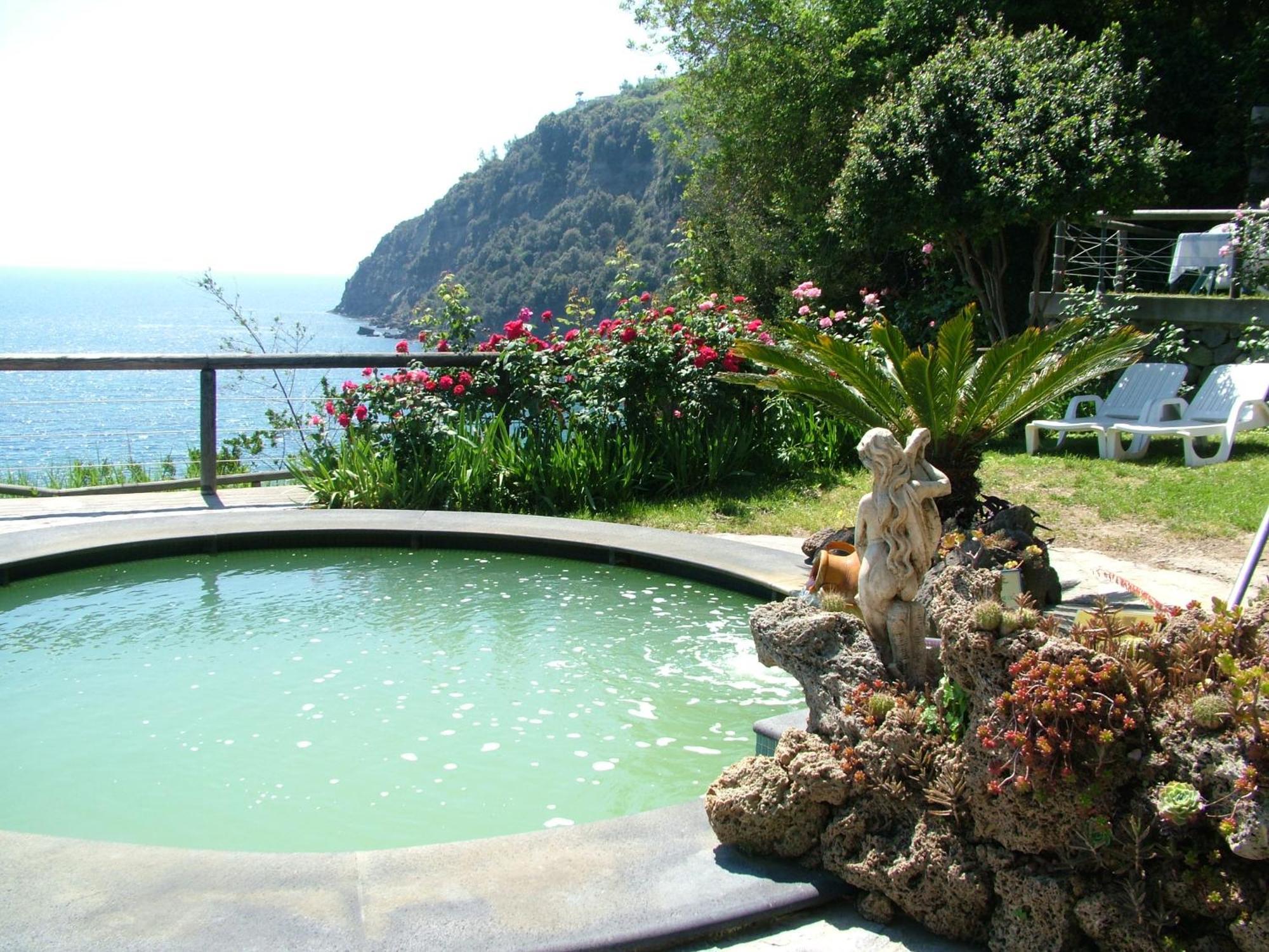 Hotel Giardino Delle Ninfe E La Fenice Ischia Bagian luar foto