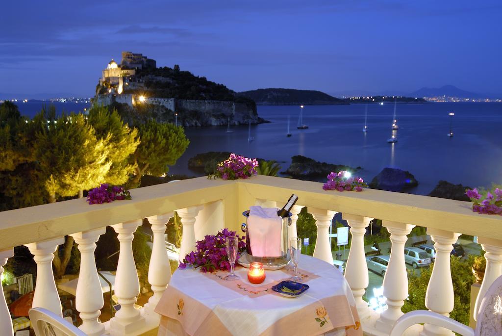 Hotel Giardino Delle Ninfe E La Fenice Ischia Bagian luar foto