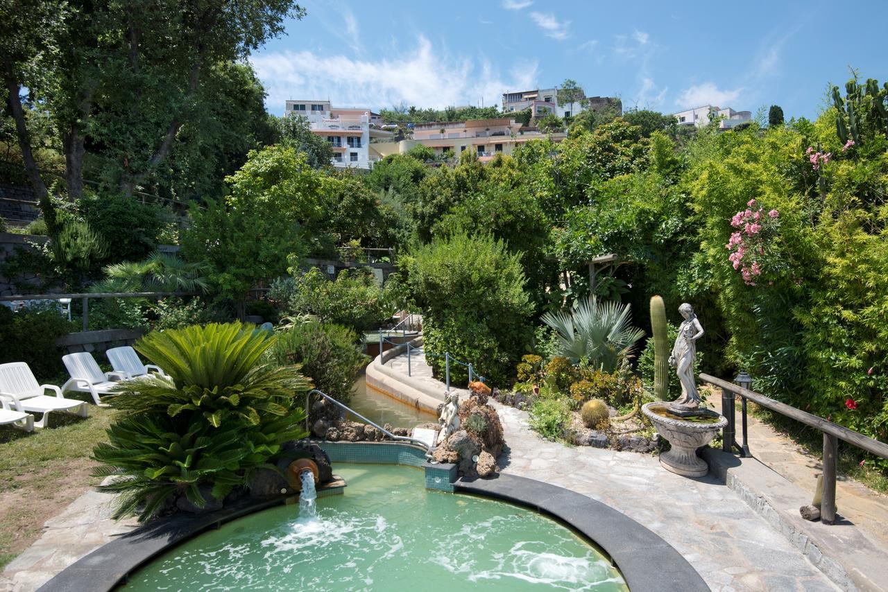 Hotel Giardino Delle Ninfe E La Fenice Ischia Bagian luar foto